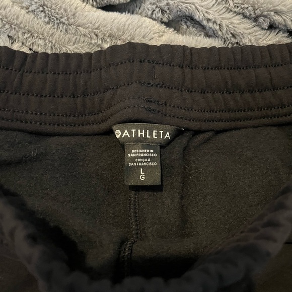 NWT Athleta Forever Fleece Mid Rise Jogger - Picture 11 of 16